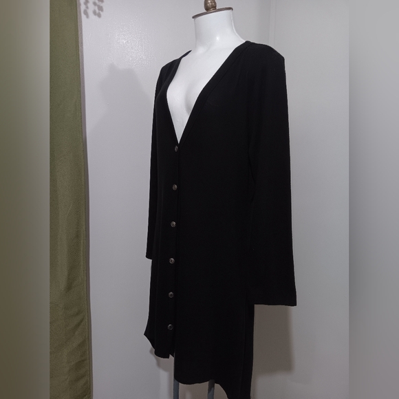 LOVE DELIRIOUS L.A. SWEATER - Picture 2 of 6